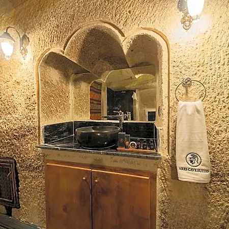 Ares Cave 4*